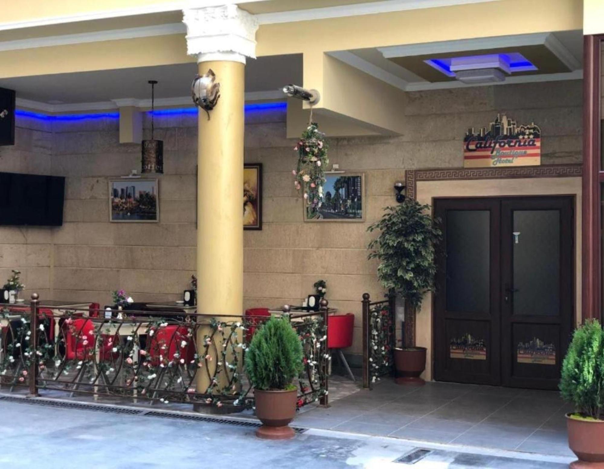 Hotel California Boutique เยเรวาน ภายนอก รูปภาพ